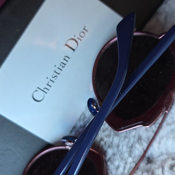 Christian Dior Pink Frame Sunglasses - Picture 5 of 10